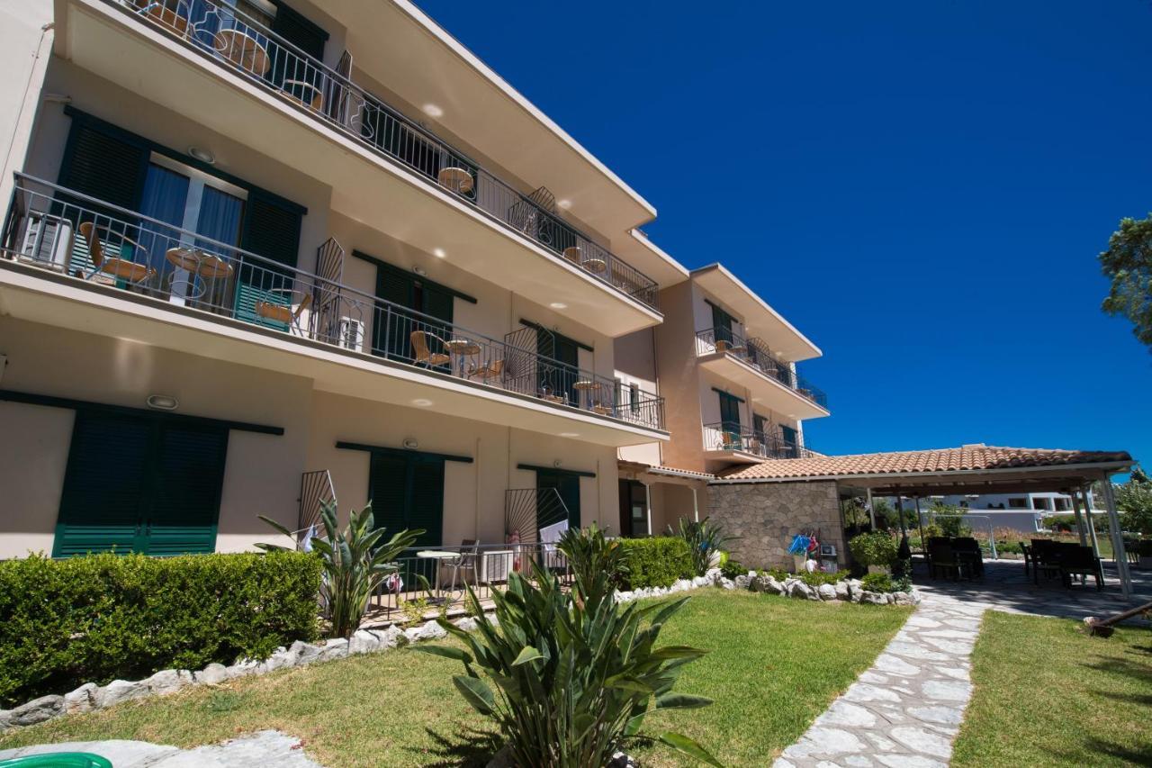 Marina Pansion Hotel Nydri  Exterior photo
